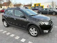 Gebraucht Dacia Sandero Stepway 90 PS (66 kW) 2015 Braun SUV