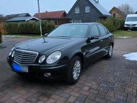 Second-hand Mercedes E200 184 CP (135 kW) 2006 Negru Berlinǎ
