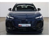 Gebraucht Audi Q6 e-tron S-Line 284 kW (387 PS) 2025 Blau (plasmablau metallic) SUV