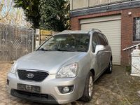 Gebraucht Kia Carens 128 PS (94 kW) 2011 Silber Van / Kleinbus
