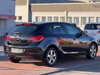 Gebraucht Opel Astra Design Edition 140 PS (102 kW) 2012 Schwarz Limousine