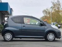 Gebraucht Citroën C1 SELECTION 68 PS (50 kW) 2013 Grau Kleinwagen