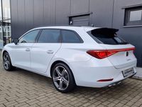 Gebraucht Seat Leon FR 190 PS (139 kW) 2023 Weiss Limousine