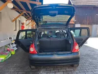 Używany Renault Clio II 75 KM (55 kW) 2003 Czarny Hatchback