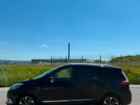 Gebraucht Renault Grand Scénic Bose Edition 132 PS (97 kW) 2015 Schwarz Van / Kleinbus