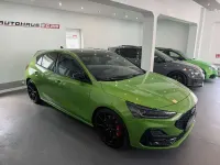 Gebraucht Ford Focus ST 280 PS (205 kW) 2024 Mean green Limousine
