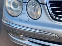 Gebraucht Mercedes E240 Avantgarde 177 PS (130 kW) 2004 Silber Limousine