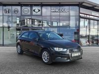 Gebraucht Audi A3 Attraction 105 PS (77 kW) 2013 Schwarz Limousine