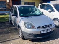 Gebraucht Ford Fiesta 80 PS (58 kW) 2006 Silber Kleinwagen