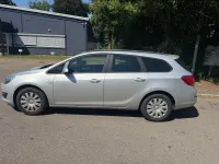 Gebraucht Opel Astra Active 140 PS (102 kW) 2012 Silber Kombi