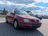 Gebraucht VW Bora Comfortline 116 PS (85 kW) 2001 Rot Limousine