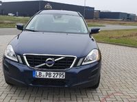 gebraucht Volvo XC60 D4 Geartronic Momentum