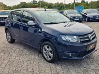 Gebraucht Dacia Sandero Celebration 90 PS (66 kW) 2015 Blau Limousine