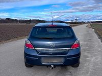 Gebraucht Opel Astra 116 PS (85 kW) 2008 Blau Limousine