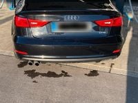 Gebraucht Audi A3 Ambiente 180 PS (132 kW) 2015 Schwarz Limousine