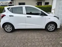 Gebraucht Hyundai i10 Classic 67 PS (49 kW) 2019 Weiß Kleinwagen