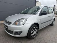 Gebraucht Ford Fiesta Fun X 80 PS (58 kW) 2007 Silber Kleinwagen