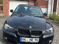 Gebraucht BMW 318 143 PS (105 kW) 2008 Schwarz Limousine