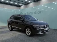 Gebraucht VW Tiguan Life 131 PS (96 kW) 2023 Schwarz SUV