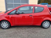 Gebraucht Mitsubishi Colt Basis 75 PS (55 kW) 2009 Rot Kleinwagen