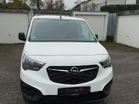 Używany Opel Combo Edition 131 KM (96 kW) 2021 Biały Minivan