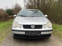 Gebraucht VW Polo Comfortline 64 PS (47 kW) 2002 Silber Kleinwagen