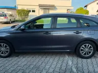Gebraucht Hyundai i30 Style 120 PS (88 kW) 2018 Dunkel garu Kombi