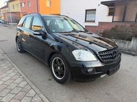 Second-hand Mercedes ML280 190 CP (139 kW) 2007 Negru SUV