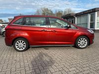 Gebraucht Ford Grand C-Max Titanium 120 PS (88 kW) 2016 Rot Van / Kleinbus