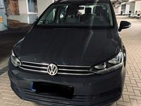 Gebraucht VW Touran 116 PS (85 kW) 2019 Grau Van / Kleinbus