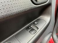 Gebraucht Mitsubishi Colt 95 PS (69 kW) 2009 Rot Kleinwagen