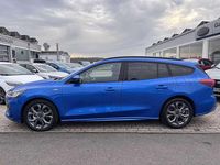Neu Ford Focus ST-Line X 155 PS (114 kW) 2025 Desert island blue metallic Kombi