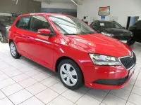 Gebraucht Skoda Fabia Ambition 60 PS (44 kW) 2021 Rot Kleinwagen