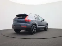 Neu Volvo XC40 Plus 197 PS (144 kW) 2026 Denim blau metallic SUV