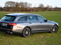 Gebraucht Mercedes E220 Exclusive 194 PS (142 kW) 2019 Grau Kombi
