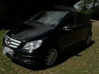 Gebraucht Mercedes B180 116 PS (85 kW) 2011 Schwarz Van / Kleinbus