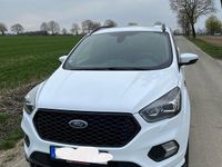 Gebraucht Ford Kuga ST-Line 150 PS (110 kW) 2018 Weiß SUV