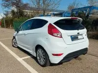 Gebraucht Ford Fiesta ST-Line 95 PS (69 kW) 2015 Weiß Kleinwagen