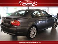 Gebraucht BMW 318 129 PS (94 kW) 2007 Grau Limousine