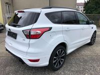 Gebraucht Ford Kuga ST-Line 179 PS (131 kW) 2019 Frostweiß SUV