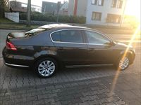 Gebraucht VW Passat 110 PS (80 kW) 2014 Braun Limousine