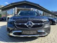 Gebraucht Mercedes GLC200 204 PS (150 kW) 2025 Metalliclack graphitgrau SUV
