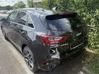 Neu Kia Ceed 140 PS (102 kW) 2025 Schwarz Kleinwagen