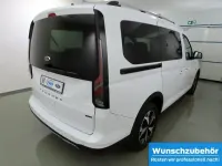 Gebraucht Ford Grand Tourneo Connect Active 150 PS (110 kW) 2025 Weiß Van / Kleinbus
