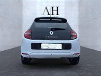 Gebraucht Renault Twingo Luxe 90 PS (66 kW) 2015 Weiß Kleinwagen