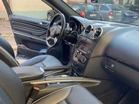 Gebraucht Mercedes ML350 Edition 231 PS (169 kW) 2011 Schwarz SUV