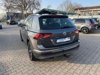 Second-hand VW Tiguan Highline 150 CP (110 kW) 2017 Gri SUV