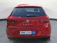 Gebraucht Seat Leon XCELLENCE 179 PS (131 kW) 2017 Rot Limousine
