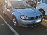 Gebraucht VW Golf VI Team 105 PS (77 kW) 2010 Blau Kleinwagen