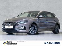 Gebraucht Hyundai i30 Trend 120 PS (88 kW) 2022 Silky bronze / met Limousine